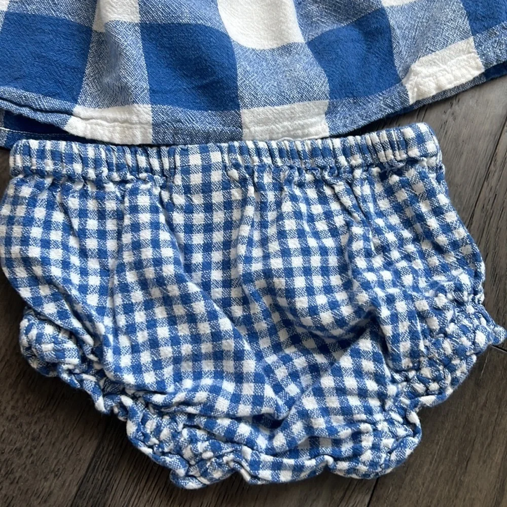 Old navy, spaghetti strap checkered Flowey ruffle top with matching bloomer